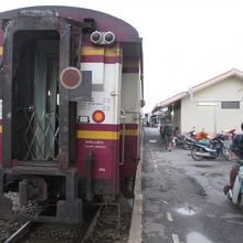 国鉄バーンスー駅