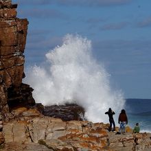 喜望峰に打ち寄せる荒波