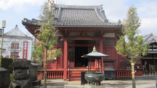 浅草寺の西側にありました