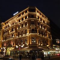 歴史を感じさせる外観