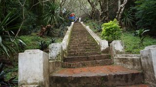 雨季はやっぱり駄目だ。プーシーの丘