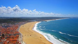 三日月型のビーチの撮影スポット