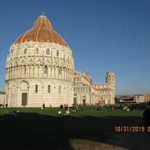大理石が太陽に映えます