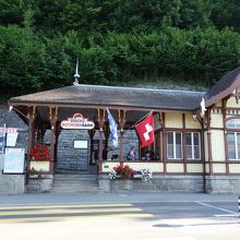 ブリエンツロートホルン鉄道の駅舎＠ブリエンツ