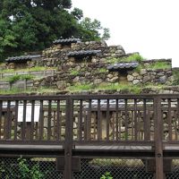 ホテル裏側の遺跡