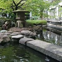 素敵な日本庭園の中庭