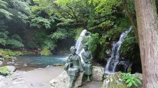 釜滝側から下りた方が楽です