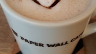 ペーパーウォール・カフェｅｃｕｔｅ立川店