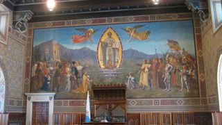 議会が行われる政府庁舎