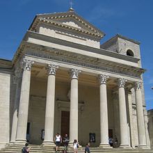 この聖堂の外観