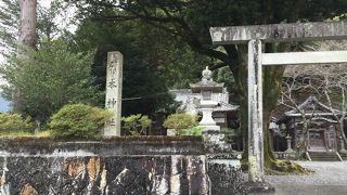 引本神社