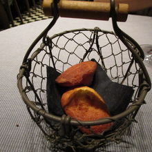 プチフール：手作りマドレーヌ！コーヒーのお供