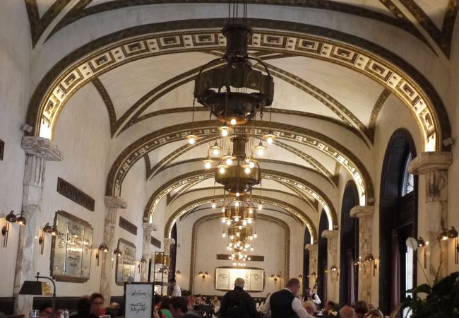 支払いは現金で