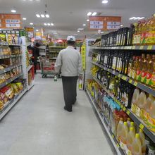 １階にある食料品