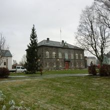アイスランドらしい国会議事堂 By Kametaro 国会議事堂 アルシングのクチコミ フォートラベル アイスランドらしい国会議事堂 By Kametaro 国会議事堂 アルシングのクチコミ フォートラベル