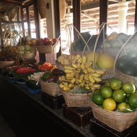 フルーツ各種。マンゴーもありました。