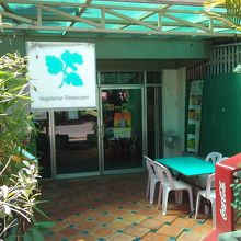 こじんまりとしたお店です。