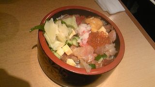 東京駅で新鮮ネタのお鮨