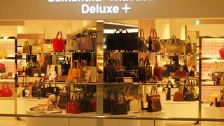 若い女性が好むバッグ