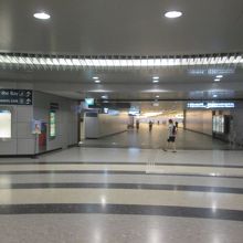 ベイフロント駅 (MRT) 
