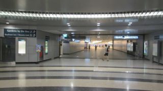 ガーデンズ バイ ザ ベイまでアクセスできます