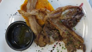 歴史を感じる店内