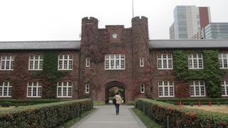 東京都選定歴史的建造物に指定されています。