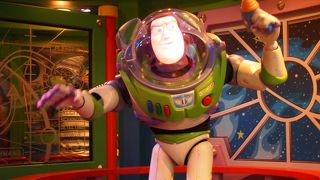 人気のシューティングアトラクション！