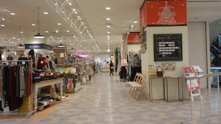 千里中央駅に直結