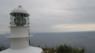 ここでは、広大な大海原を一望できるそんな場所に当然、灯台が有って、とても大きな灯台は、一見の価値が有ります。