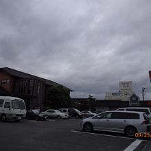 国道1号線沿いです