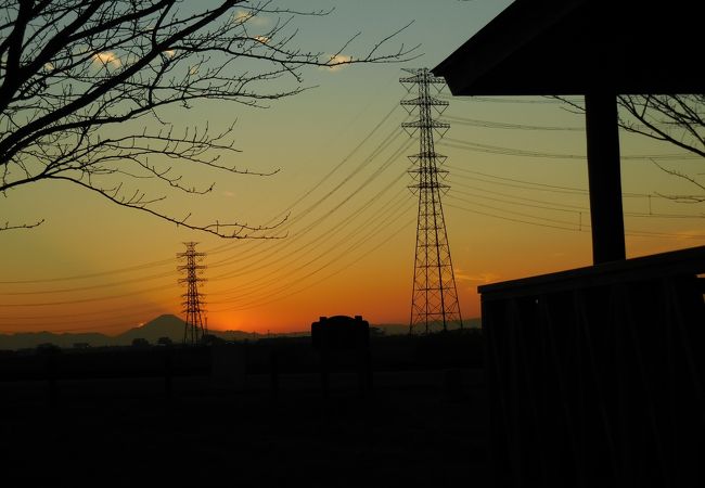 夕焼けの富士山がきれいに見えるスポット