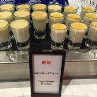 朝食のレストランはけっこうナイスです