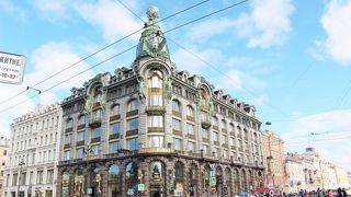 ネフスキー大通りにある目立つユニーク建築