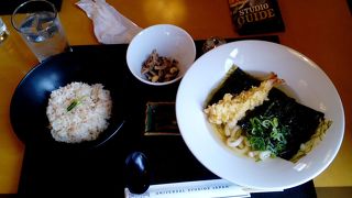 日本食が食べられる