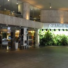 Pullman Sydney Hyde Park