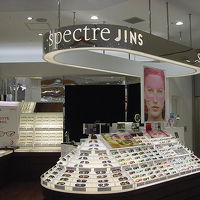 spectreJINS (成田空港第2ターミナル店)
