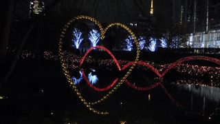 アイスダンスをイメージしたイルミネーション