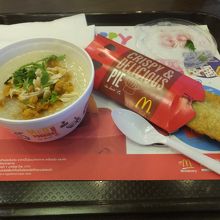 マックチキンポリッジとツナパイ