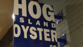 確かにチャウダー美味しい、アサリがゴロゴロはいってる