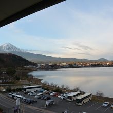 河口湖、富士山共見えます。