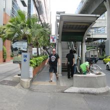 プルンチット駅