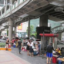 プルンチット駅