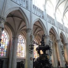 ベルギーで１番格式が高い教会です