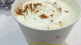 恵比寿駅内のハニーズバー