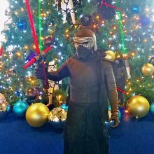 2015年12月18日から上映の新悪役カイロ・レン