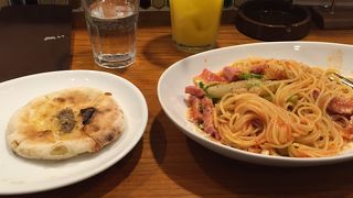 ピッツェリア＆カフェ ドムス オルソ