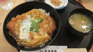 鹿児島空港の黒豚専門店