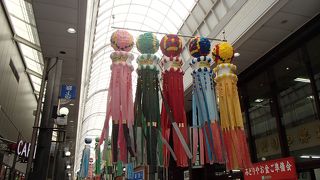 博多のアーケード商店街