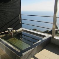 部屋の露天風呂は源泉かけ流し